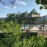 Provencal Farmhous Luberon, Swimming Pool Casa de Férias Revest-des-Brousses
