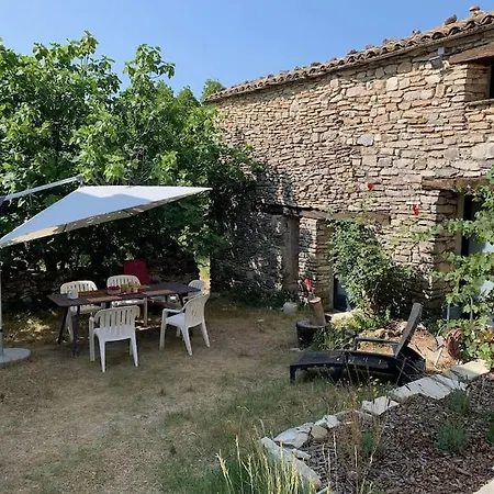 Provencal Farmhous Luberon, Swimming Pool بيت للعطل